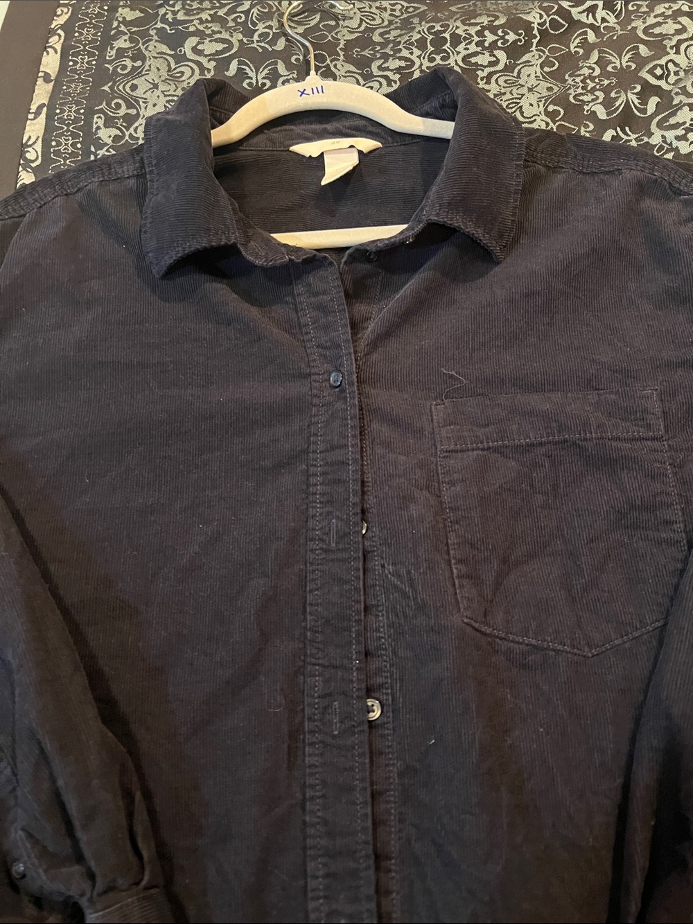 H&M Men's Casual Button-Down Shirt in Dark Navy - Picture 7 of 8